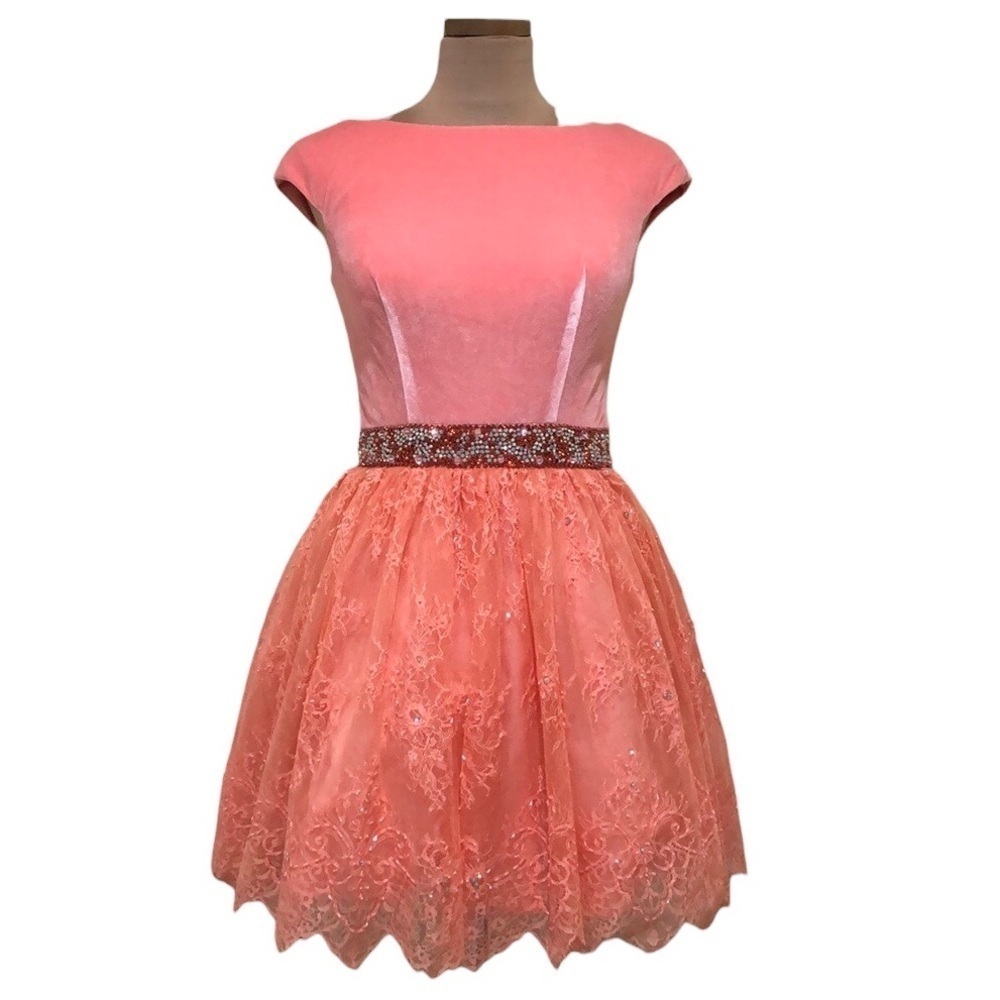 NWOT Sherri Hill Prom Dress Size 8 Pastel Peach Pink Rhinestone Floral Lace Mini